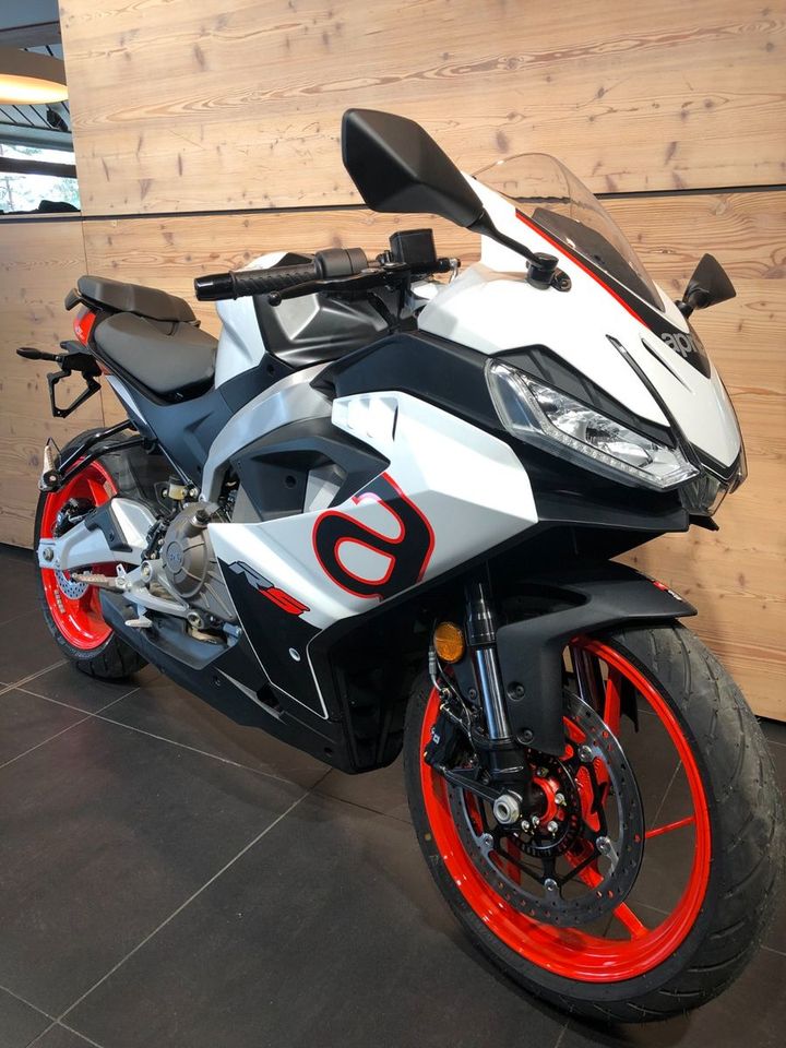 Aprilia RS 457   NEUESTES MODELL in Stuttgart