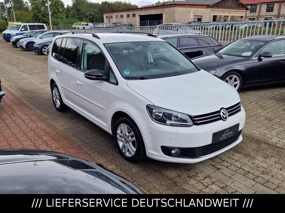 Volkswagen Touran 2.0 TDI Style Comfortline Navi Sithzg Tem in Osterode am Harz