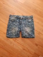 Jeansshort mit Schmetterlingen Dortmund - Mitte Vorschau