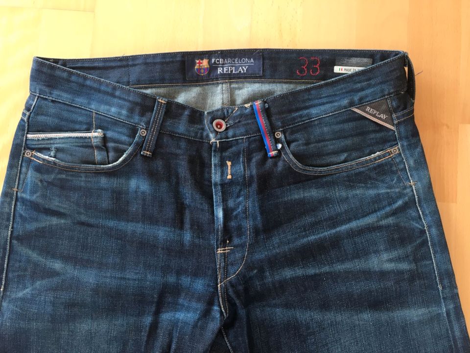 blaue "Replay" Jeans in Biedenkopf