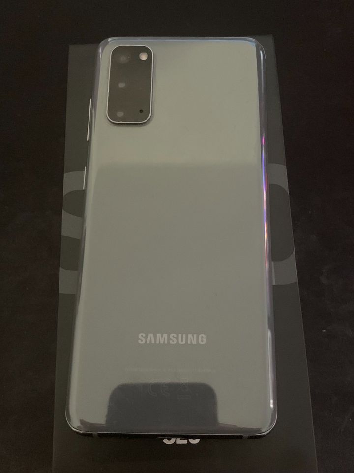 Samsung Galaxy S20 (SM-G980F) Cosmic Gray 128GB | Defekt in Mönchengladbach