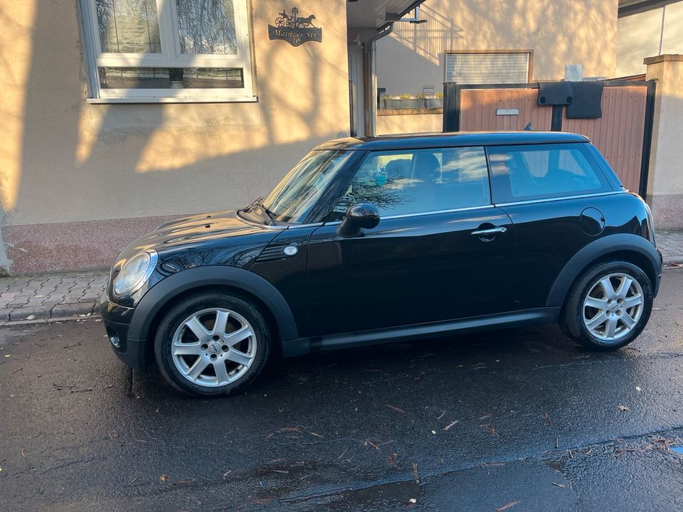 Mini Cooper in Gauersheim