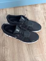 ON Sneaker schwarz 40,5 Damen neu Rheinland-Pfalz - Puderbach Vorschau