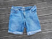kurze Jeanshose Bermuda Jeans Gr. 50, Tom Tailor Schleswig-Holstein - Glinde Vorschau