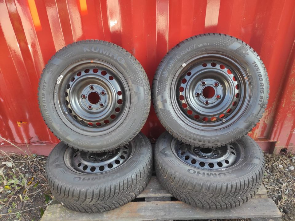 Winterreifen Kumho 195/65 R15 M+S Stahlfelgen 6Jx15H2 ET46 2016 in Gelsenkirchen