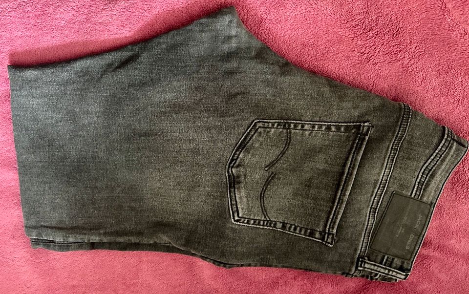 Jack & Jones und identic Jeans Gr. W34 verschiedene Farben in Düren