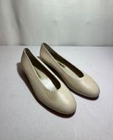 NEU ECCO Pumps Absatzschuhe Ballerinas Damenschuhe Beige Gr 37 Nordrhein-Westfalen - Sankt Augustin Vorschau