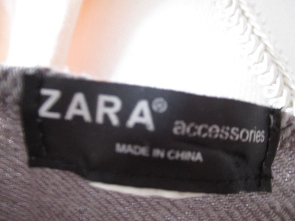MANGO ZARA H+M dreiteiliges Set aus 2 Schals/Tüchern und Tasche in Hamburg
