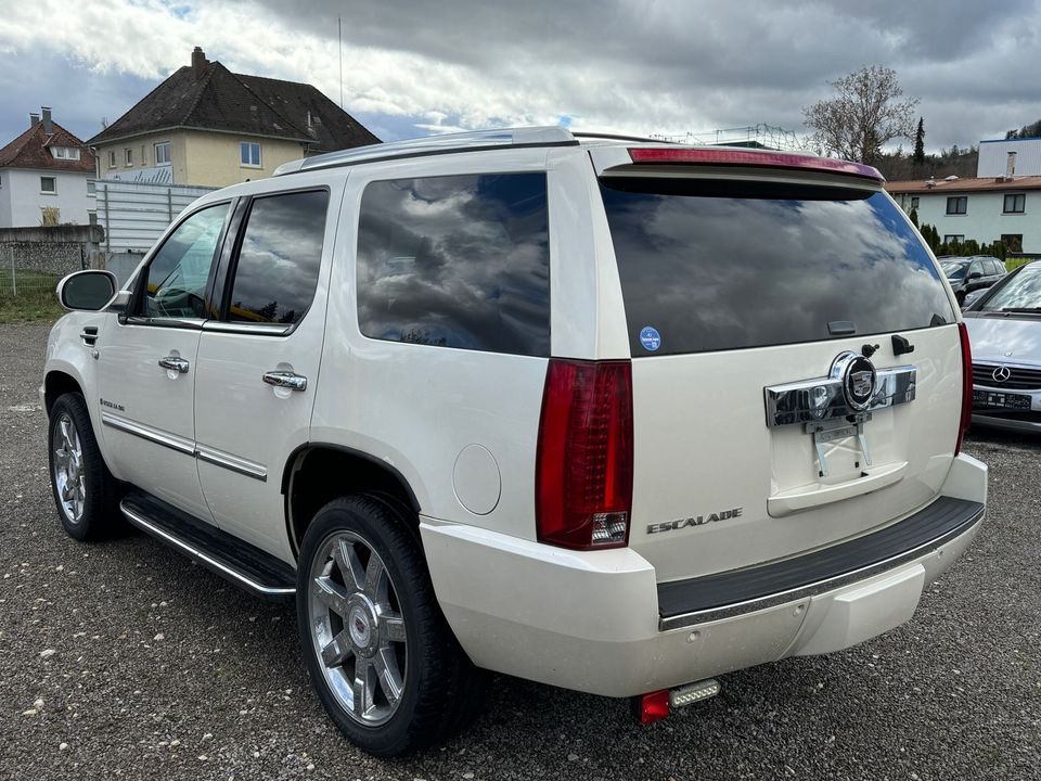 Cadillac Escalade 6.2 V8 Sport Luxury Autom. in Pfullingen