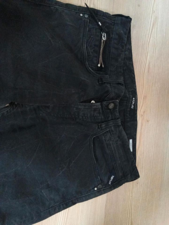 Jeans schwarz Herren Replay Gr. 33/32 in Voerde (Niederrhein)