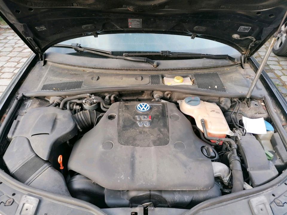 Letzte Chance! VW Passat 3BG Kombi JG 2002 V6 in Zittau