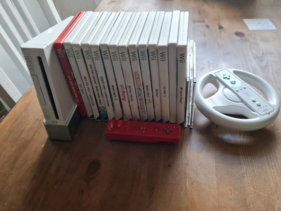 Wii mit Zubehör in Braak