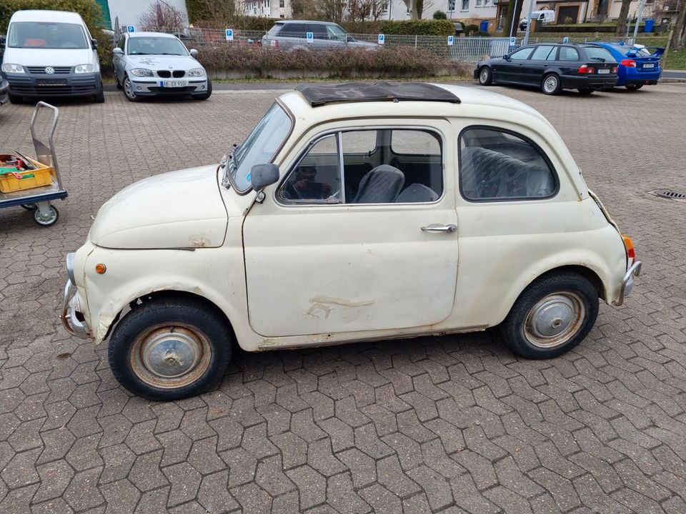 Fiat 500L Oldtimer 110F in Goldbach