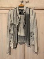 GUESS Damenstrickjacke grau Gr. S (VB) Dresden - Schönfeld-Weißig Vorschau