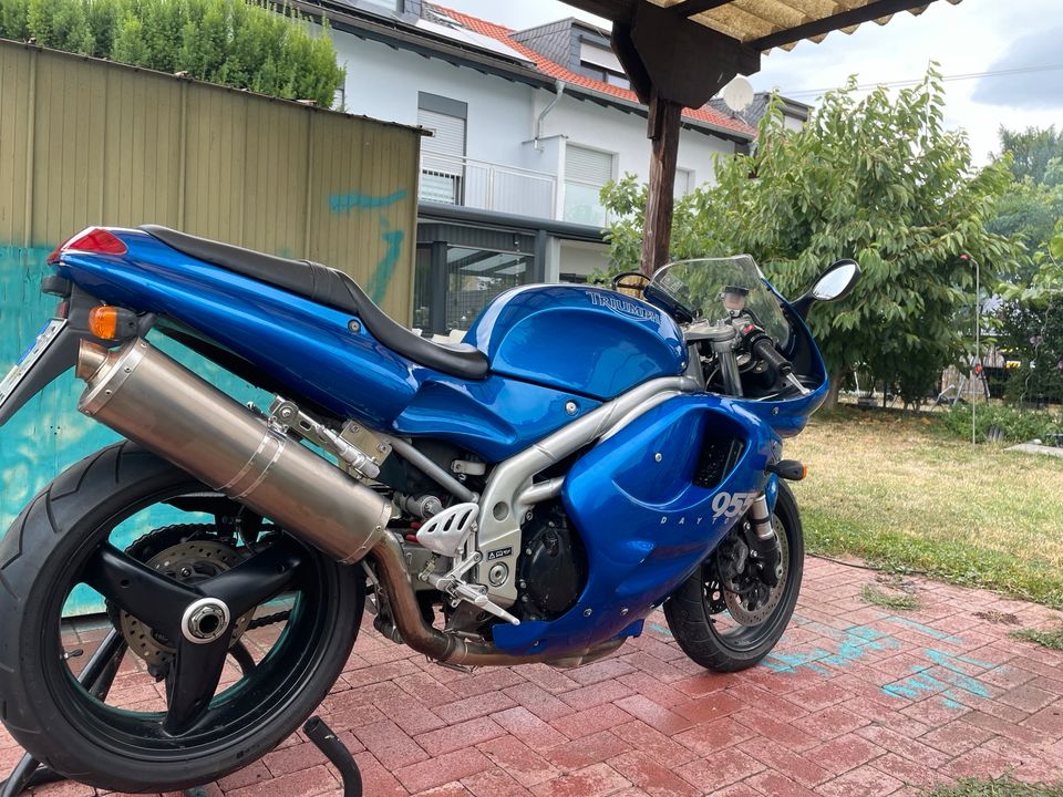 Triumph Daytona 955i in Heidelberg