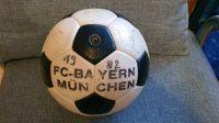 FC Bayern München Lederball aus 1982 mit originalen Autogrammen Essen - Essen-Kettwig Vorschau