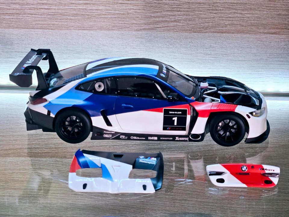 BMW M4 GT3 Präsentation 1:18  MINICHAMPS DEALER in Pappenheim