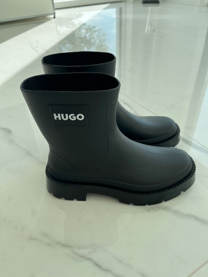 HUGO von Hugo Boss Regenstiefel neu Größe 37 in Waging am See
