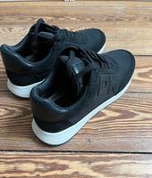 Sneaker DKNY, Gr. 41, ungetragen + neuwertig Eimsbüttel - Hamburg Eimsbüttel (Stadtteil) Vorschau
