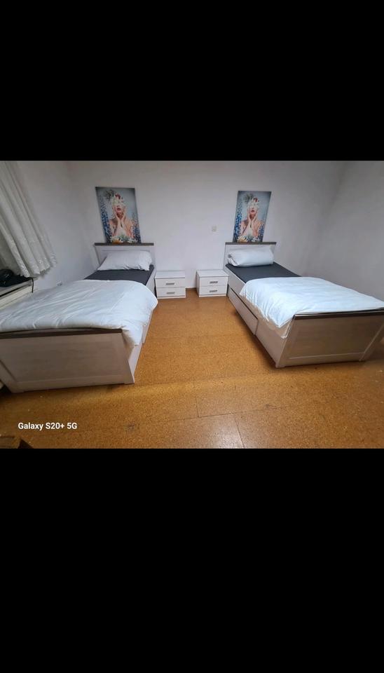 Reserviert • Gelöscht • 
                    Haus zu vermieten...