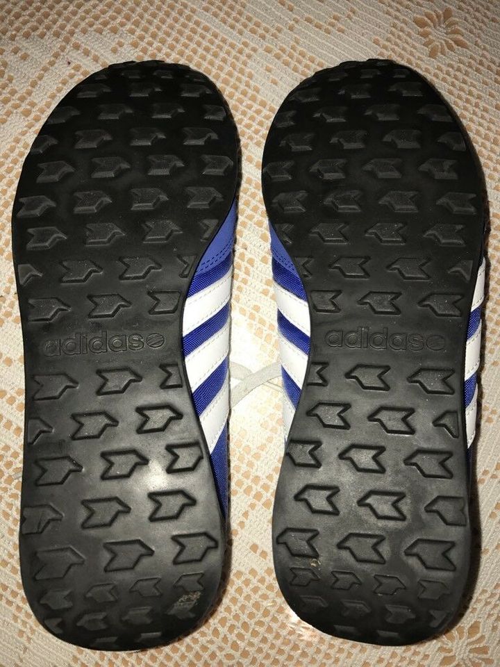 Adidas Neo Damen-Turnschuhe Gr. 8 in Kirkel