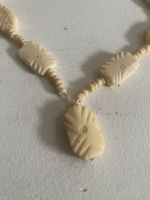Halskette Schmuck Knochenkette Rarität Nordrhein-Westfalen - Hille Vorschau