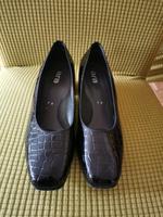 Top Damen Pumps Ara Leder 40 Hessen - Reiskirchen Vorschau