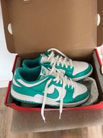 Nike Dunk low, Gr. 42,5, jade - white Köln - Nippes Vorschau