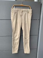 Yessica C&A Hose Jeans beige Gr. 38/40 M wie neu Stuttgart - Stuttgart-Nord Vorschau