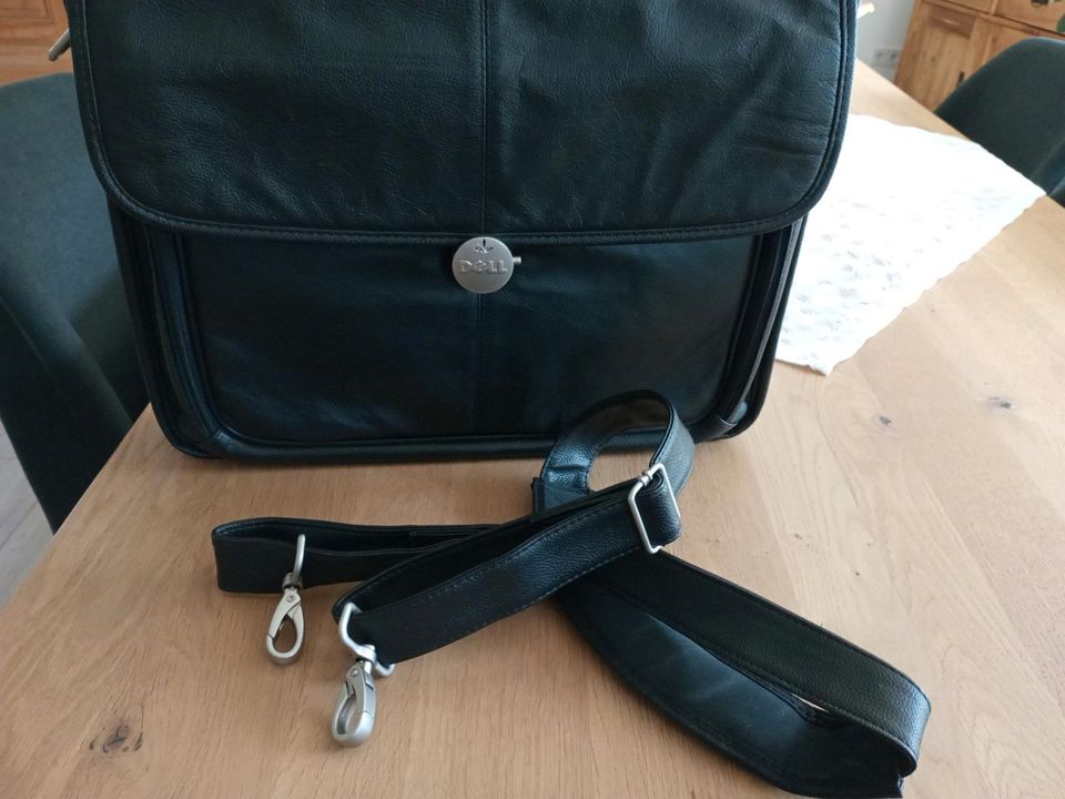 Dell Laptoptasche Leder in Schopfheim