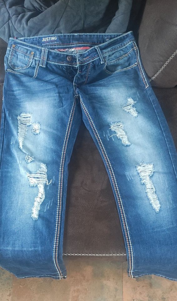 Justing Herren Jeans 34/32 destroyed Look top Zustand in Dermbach