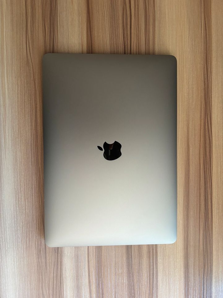 MacBook Air m1 Late 2020 in Templin