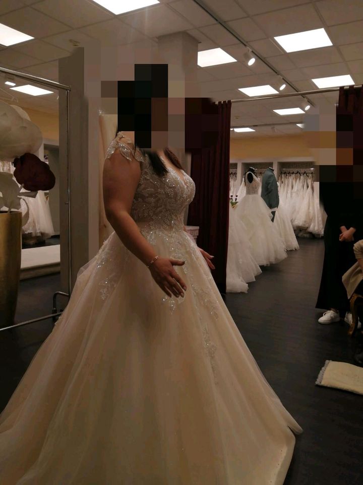 Wunderönes Brautkleid zu Verkaufen in Köthen (Anhalt)