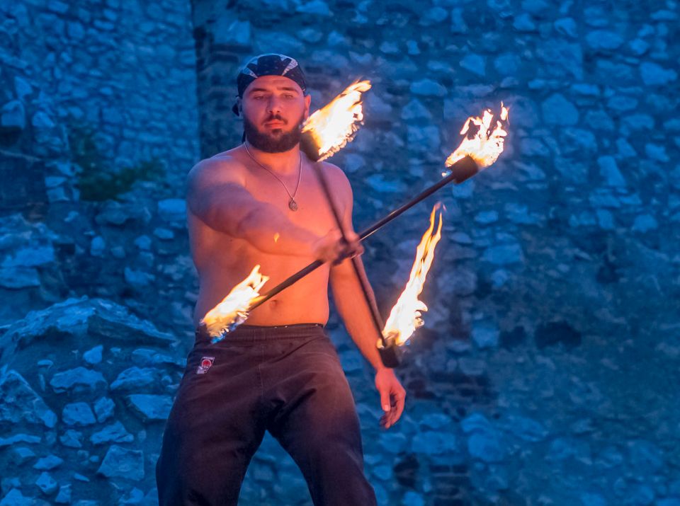 Ulm Feuershow Feuerkünstler - LED Show - Hochzeit, Geburtstag etc in Blaustein