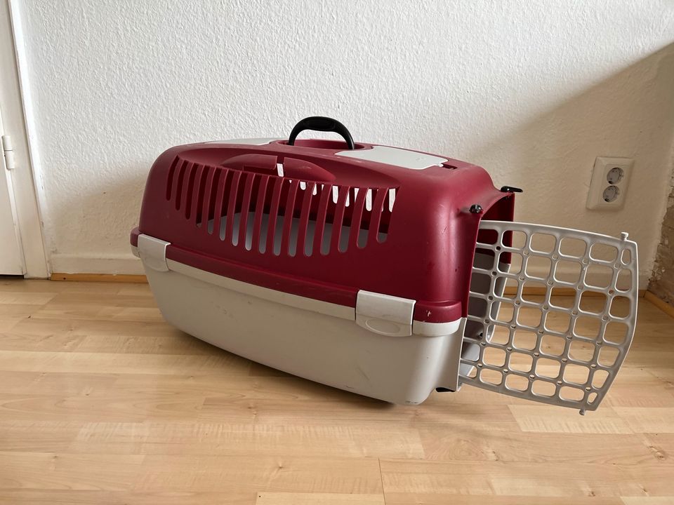 Hundebox / Transportbox / Autobox in Bremen