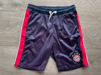 Sporthose FC BAYERN MÜNCHEN Gr. 176 kurz Hose Trainingshose Mecklenburg-Vorpommern - Greifswald Vorschau