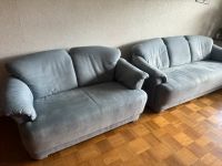 2 Sofas und einen Sessel zu verschenken. Niedersachsen - Hildesheim Vorschau