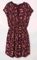 H&M Jersey Kleid mit Blumen Baumwolle tailliert lila S Pflaume Dresden - Löbtau-Nord Vorschau