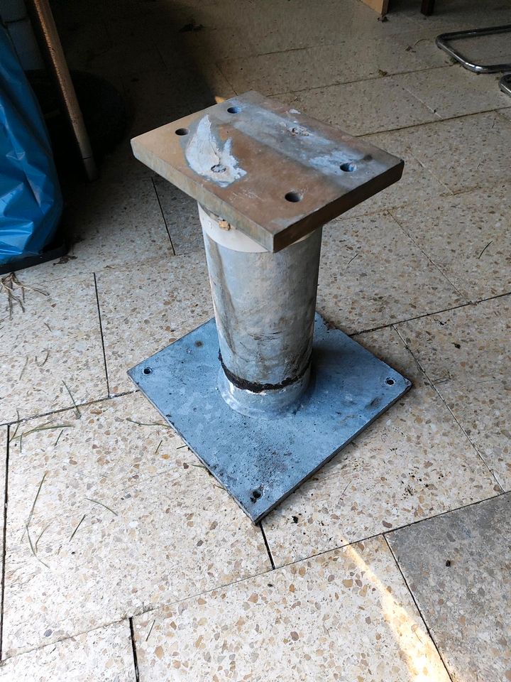 Stahlstützen verzinkt Stahl Säule in München-Flughafen