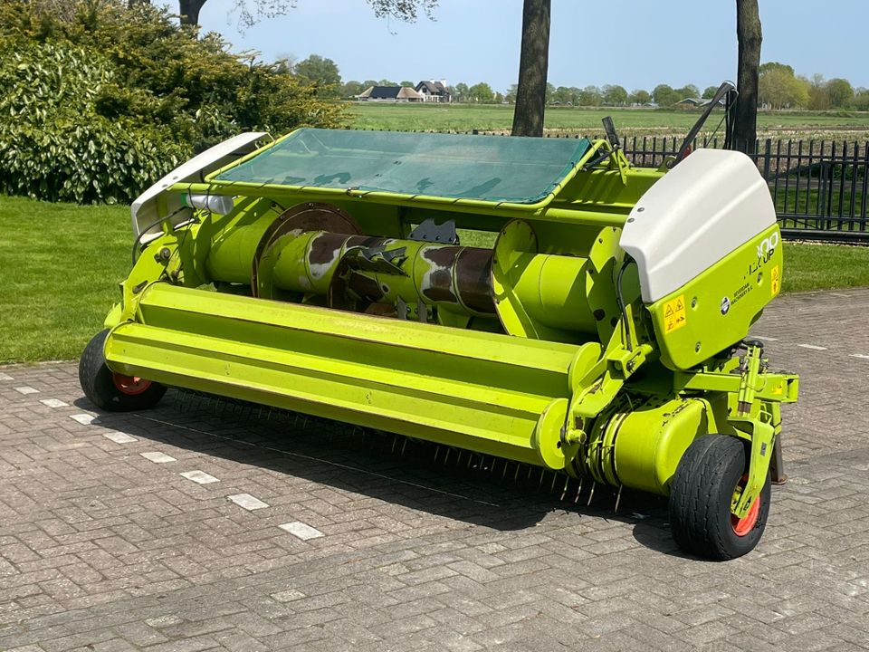 Claas Pick Up 300 in Uelsen