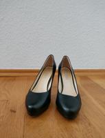 Buffalo Pumps aus Leder, Gr. 39 Mitte - Wedding Vorschau