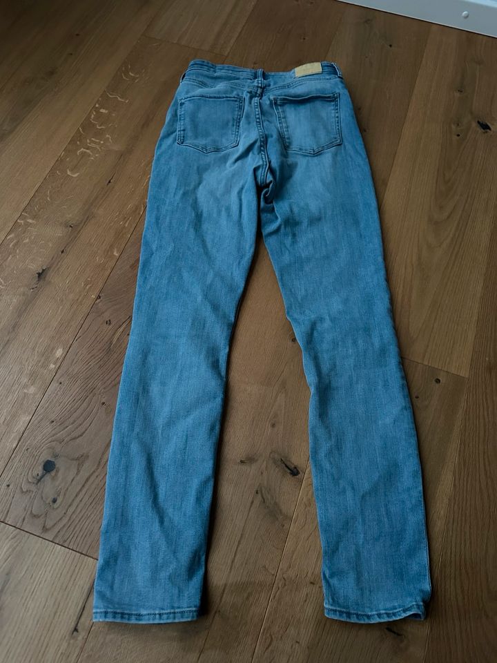 ❤️ H&M Jeans Super Stretch 158 blau ❤️ in Eschweiler