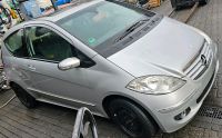 Mercedes A170 2004 Motor Getriebe Achse Stoßdämpfer Achsschenkel Nordrhein-Westfalen - Mülheim (Ruhr) Vorschau