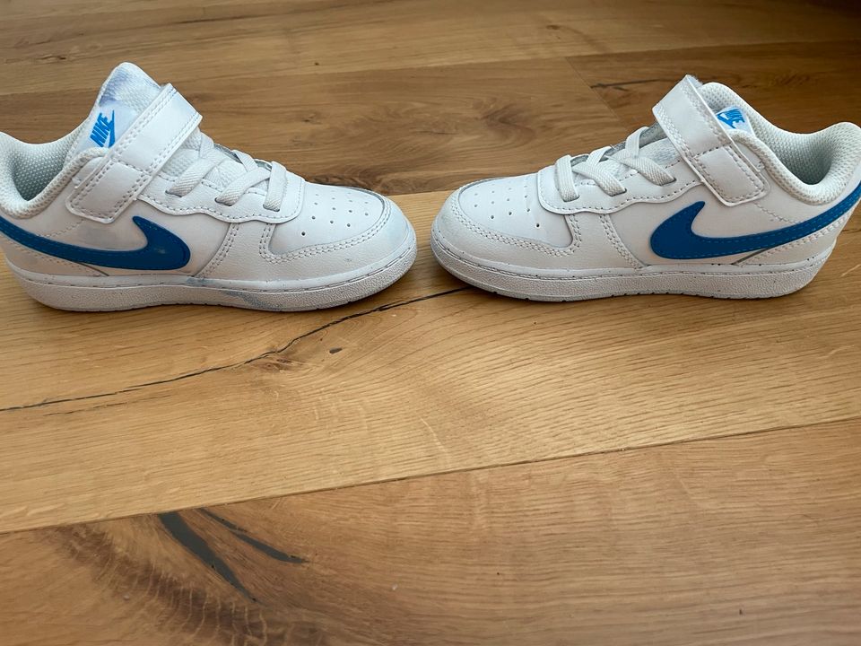 Nike Sneakers Größe 26 in Frechen