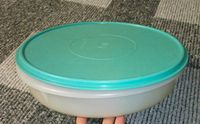 Gefrierbehälter Tupperware für Kuchen/ gebraucht Nordrhein-Westfalen - Kleve Vorschau