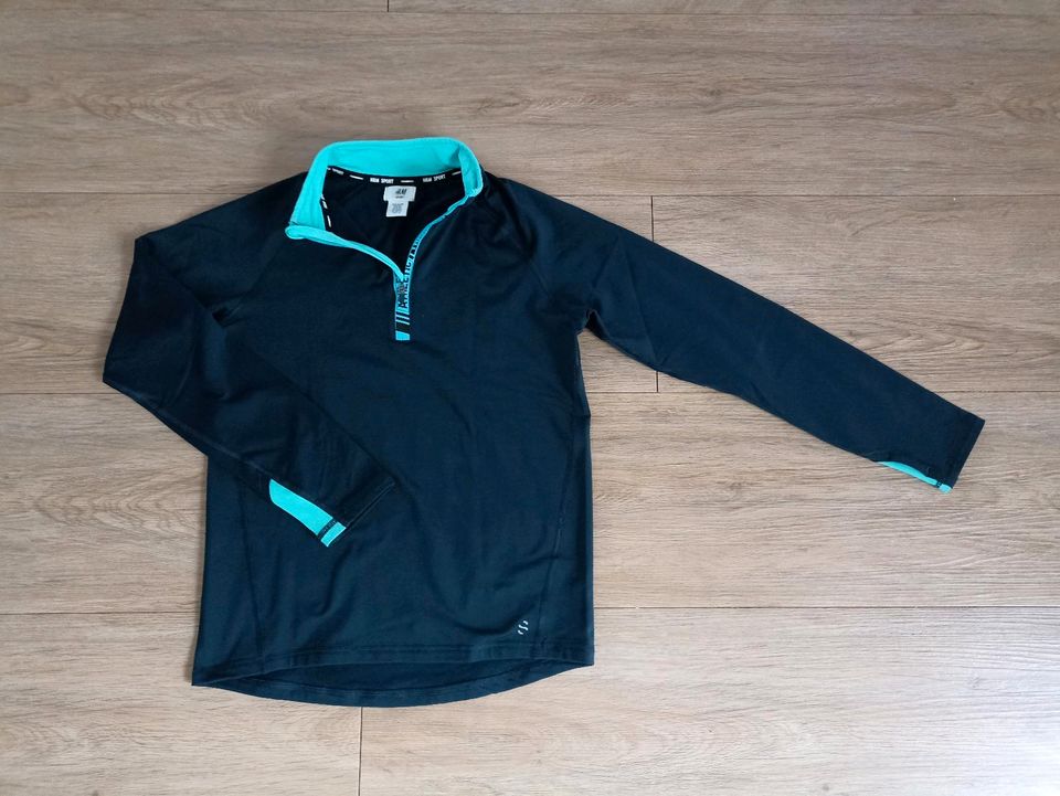 Sportshirt Set Größe 134/140 in Burkardroth