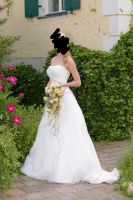 Hochzeitskleid weiß bestickt zum Knöpfen mit Reifrock Größe 34 München - Allach-Untermenzing Vorschau