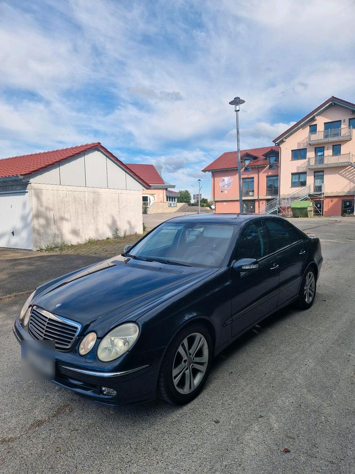 Mercedes w211 e240 in Wallhausen