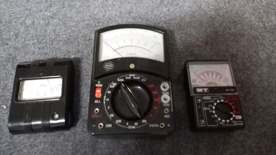 2 Stück. Analog Multimeter 1 St. Ohmmeter , Funk Elektronik cb in Abensberg