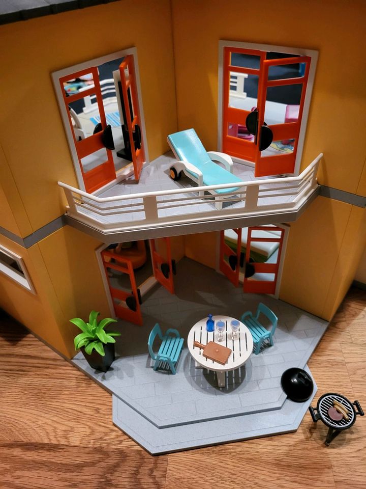 Playmobil City Life Modernes Wohnhaus in Dortmund